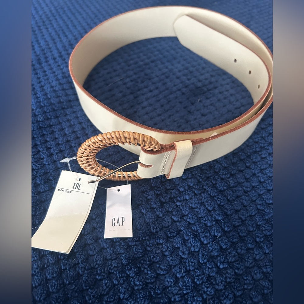 GAP White Belt with Woven Accent